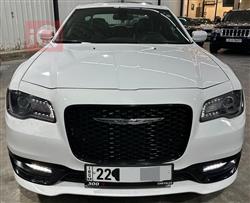 کرایسلەر 300